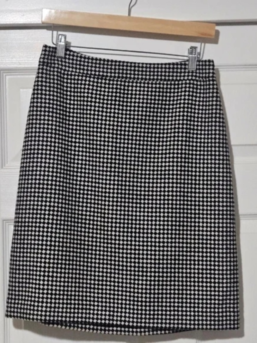 Talbots check pattern skirt size 4 - worn once